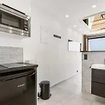 Libertino - Vue - Design - Terrasse - Parking - Heliopolis Village Naturiste *