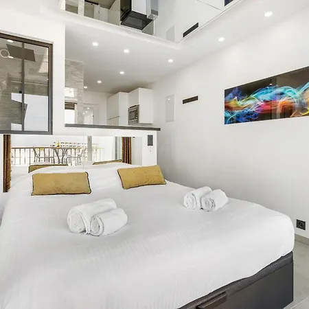 Libertino - Vue - Design - Terrasse - Parking - Heliopolis Village Naturiste